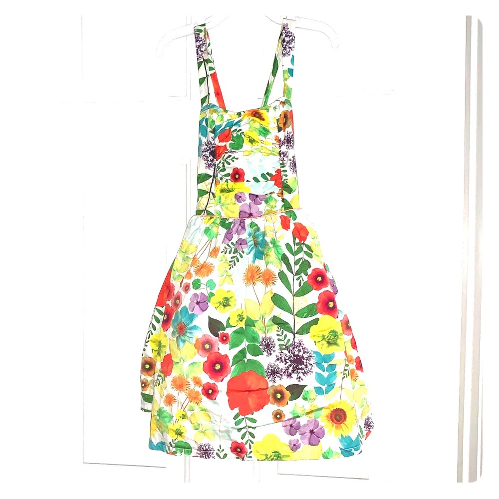 Girls floral size 7/8(runs small)